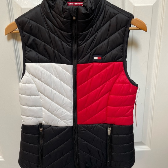 TOMMY HILFIGER SPORT Quilted Vest - Picture 3 of 4